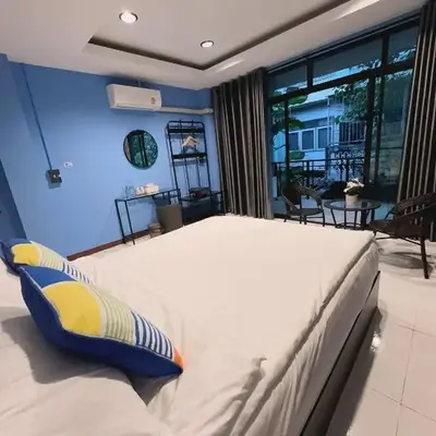 Noc House