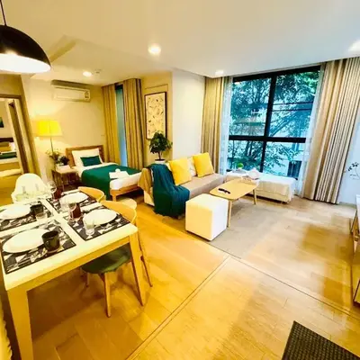 Cozy Spacious 1BR 2Bed GardenView 500m BTS Thonglo