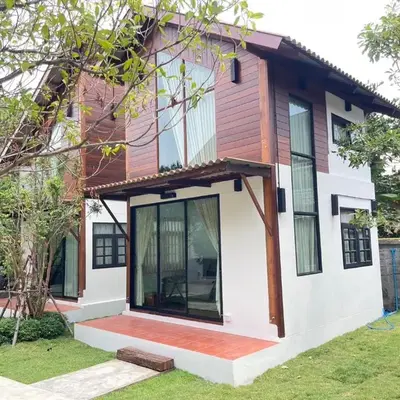 Baanrongmai Canal Front Homestay