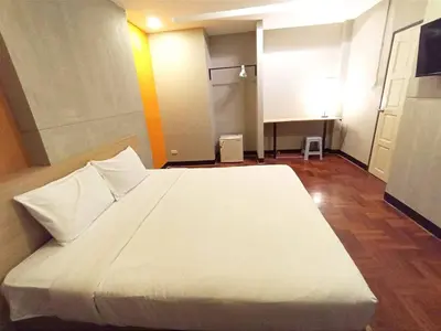 Gallery image of XX GO INN Silom BTS Surasak BKK โกอินน์ สีลม BTS สถานีสุรศักดิ์ in Yan Nawa