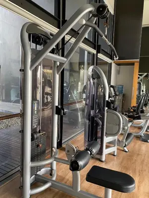 a gym with treadmills and elliptical machines at Resort Living 2BR - Ultra Fast Wifii - BTS Chong Nonsi in Bangkok