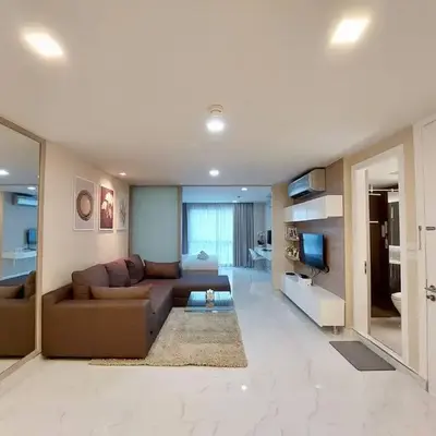 Condominium - Sukhumvit Soi 5 BTS Nana- Room Size 47m2