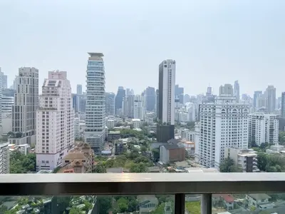 a view of a city skyline with tall buildings at Urban High-Rise - Ultra Fast WiFi - BTS Phrom Phong in Bangkok