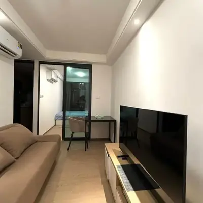 Regal 40 Srinakarin Apartment