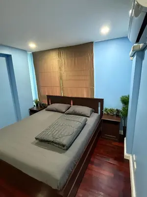 a bedroom with a large bed in a room at 2 Bed Condo in the Heart of Bangkok in Bangkok