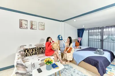Gallery image of Ten Place at Srinakarin in Bangkok