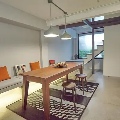 Stylish duplex 2 BR apartment - 3 mins walk to BTS Nana