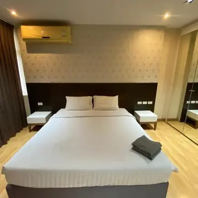 ห้องใหญ่ วิวดี กลางเมือง ใกล้บีทีเอส