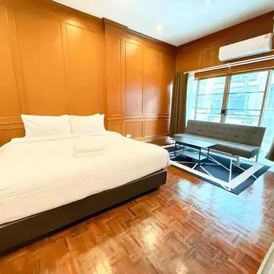 XX Stay On Sukhumvit Soi 11 BTS Nana Pro