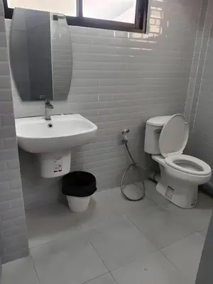 a bathroom with a toilet and a sink at xx Yellow Place Sukhumvit Soi 2 BTS Nana - เยลโล เพลส สุขุมวิท ซอย 2 บีทีเอส นานา in Bang Kapi