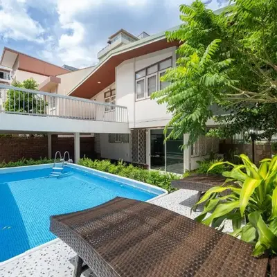 MIQ S22 Pool Villa PhromPhong Emsphere 5BR