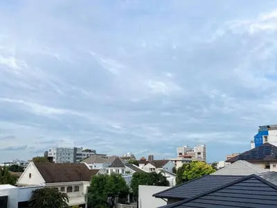 a view of a city with houses and buildings at Modern-Design Apt 45 sqm - Ultra Fast WiFi - Ekamai in Bangkok