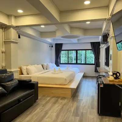 Pratunam Family House 2