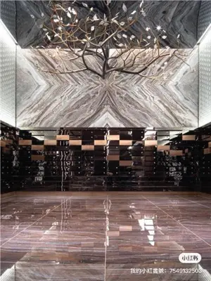 a large room with a stone floor and a ceiling at Ekkamai \u65e5\u5f0f\u5962\u83ef\u79c1\u4eba\u516c\u5bd3 in Bangkok