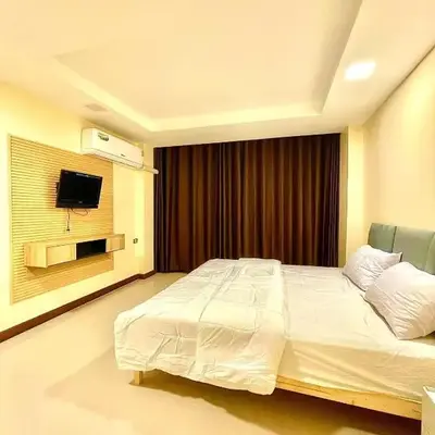 The Little Apartment