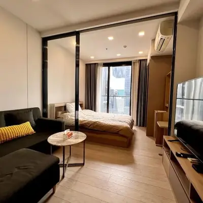 Free Parking with Balcony Pool and Gym MRT 200m