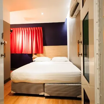 Cloud 9 Lodge
