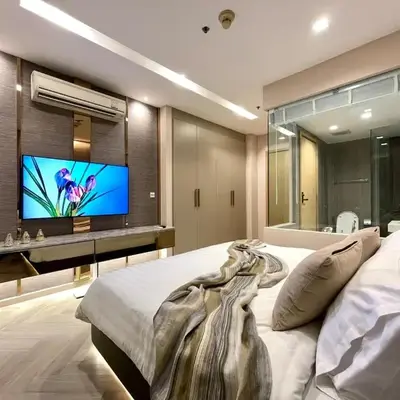 Supreme Spacious 2-Bedroom in Prime Location! BTS Thonglor