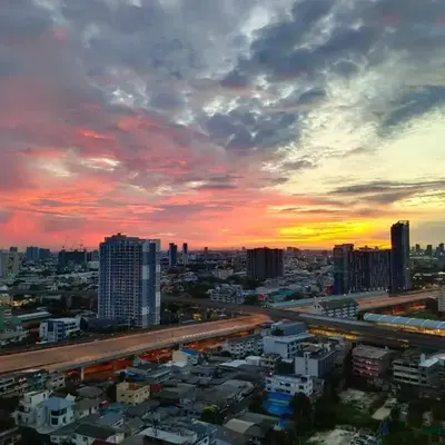 Panoramic sky city view 1 BR at MRT Bangson By Orn