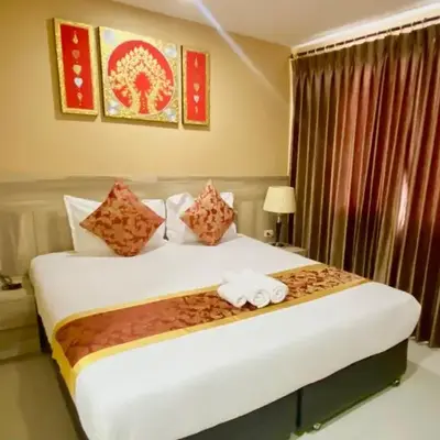 Top High Airport Link Hotel