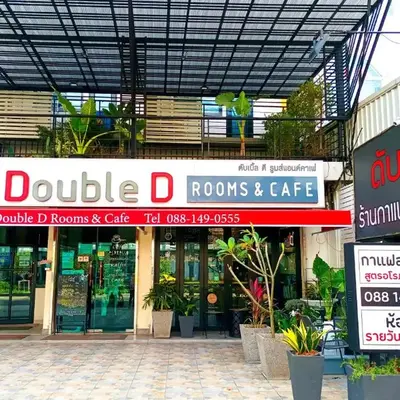 Double D Rooms & Cafe