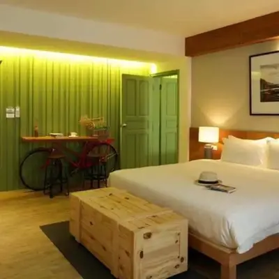 Nandha Hotel