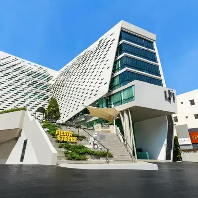 LiT BANGKOK Hotel