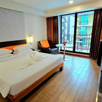 Dynasty Grande Hotel