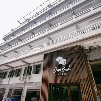 Fine Bed Hotel