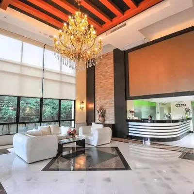 42Grand Residence