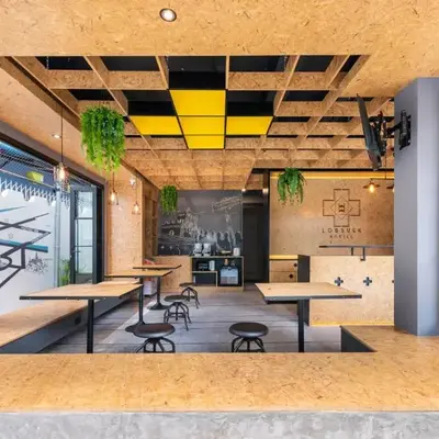 LOBSUEK Hostel