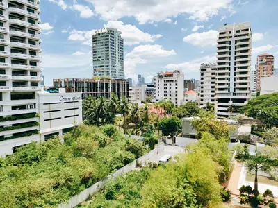 a view of a city with tall buildings at Circle Rein Sukhumvit 12 #1BR#Pool&Gym#Near Terminal 21#Max2 in Bangkok