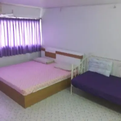 Chan Kim Don Mueang Guest House