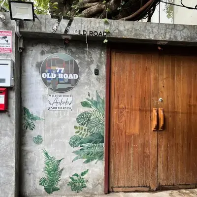 77 Old Town