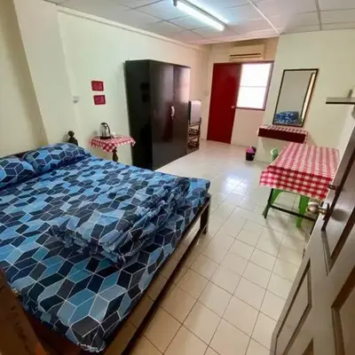 Ratanawong Place 557