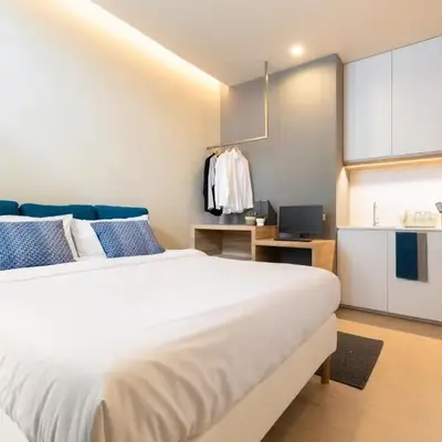 Silom Nara